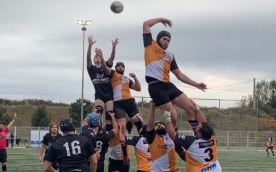 El Sabadell Rugby Club, disputant el partit contra el BUC | Montse Martín